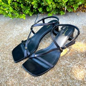 New! LE BRAXTON STRAPPY SANDAL IN BLACK  LEATHER SIZE 35 1/2